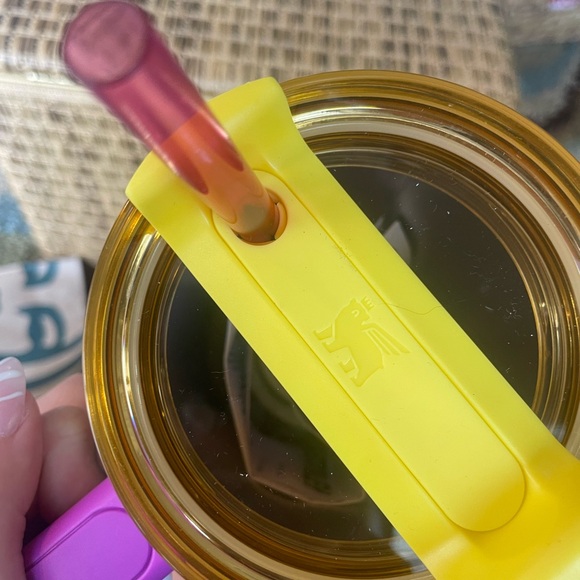 Never used new with tags Stanley Starbucks 40oz - Picture 3 of 8